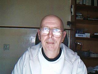 &nbsp;&nbsp;&nbsp;&nbsp;&nbsp;&nbsp;&nbsp;&nbsp;&nbsp;&nbsp;&nbsp;&nbsp;inca nu m-am hotarit ce fotografie pun