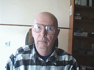 &nbsp;&nbsp;&nbsp;&nbsp;&nbsp;&nbsp;&nbsp;&nbsp;&nbsp;&nbsp;&nbsp;&nbsp;inca nu m-am hotarit ce fotografie pun