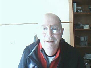 &nbsp;&nbsp;&nbsp;&nbsp;&nbsp;&nbsp;&nbsp;&nbsp;&nbsp;&nbsp;&nbsp;&nbsp;inca nu m-am hotarit ce fotografie pun