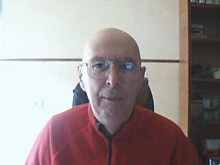 &nbsp;&nbsp;&nbsp;&nbsp;&nbsp;&nbsp;&nbsp;&nbsp;&nbsp;&nbsp;&nbsp;&nbsp;inca nu m-am hotarit ce fotografie pun