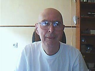 &nbsp;&nbsp;&nbsp;&nbsp;&nbsp;&nbsp;&nbsp;&nbsp;&nbsp;&nbsp;&nbsp;&nbsp;inca nu m-am hotarit ce fotografie pun