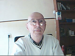 &nbsp;&nbsp;&nbsp;&nbsp;&nbsp;&nbsp;&nbsp;&nbsp;&nbsp;&nbsp;&nbsp;&nbsp;inca nu m-am hotarit ce fotografie pun